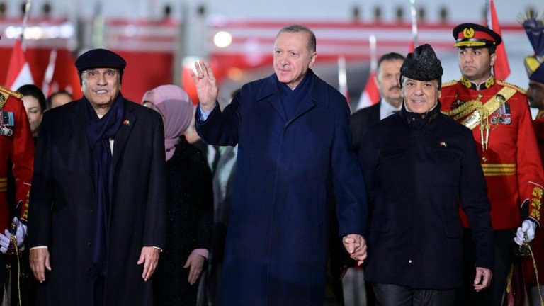 Erdoğan Pakistan'da: Hangi Bakanlar Heyetteydi? İşbirliği Detayları Ne?  