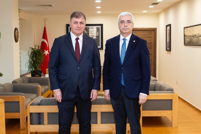 İzmir'in Öncelikleri Masada: Tugay ve Uzun'dan Ortak Vizyonla Yatırım Çağrısı