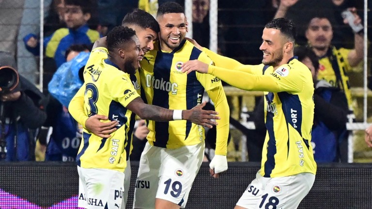 Fenerbahçe Kasımpaşa'yı Devirdi: En Nesyri'den Gol Şov