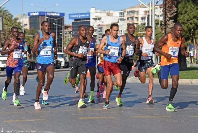 İzmir Maratonu Neden İptal Edildi? Valilik Kararı Arkasında Ne Var?