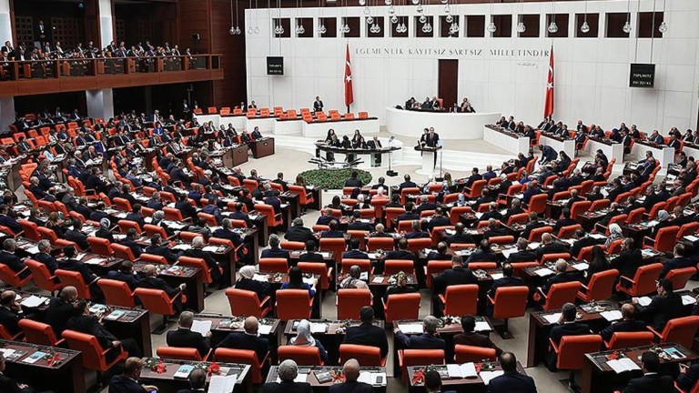 Erken Seçim Çağrıları Arttı: Yeni Yol Partisi'nin Hükümete Mesajı Ne?