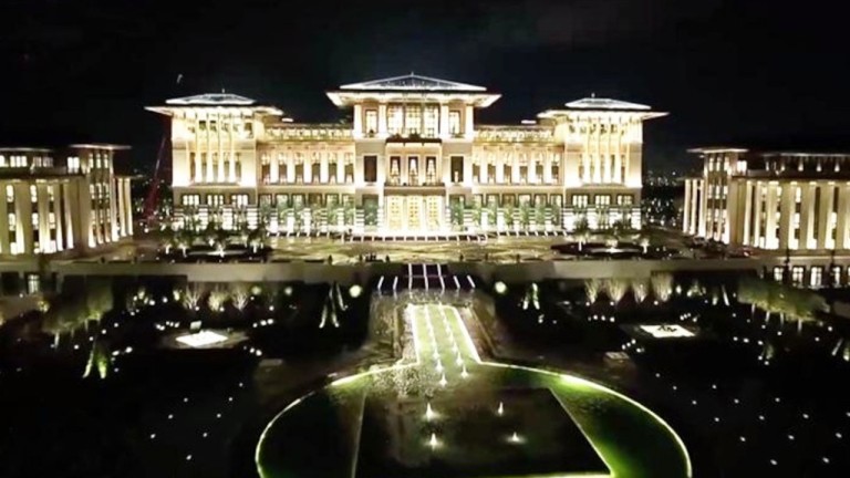 Saray Harcamaları Artarken Vatandaş Ne Durumda? CHP'den Sert Eleştiri