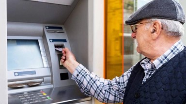 Emekli Bayram İkramiyesi Verilecek Mi? AKP'den Kritik Açıklama! 