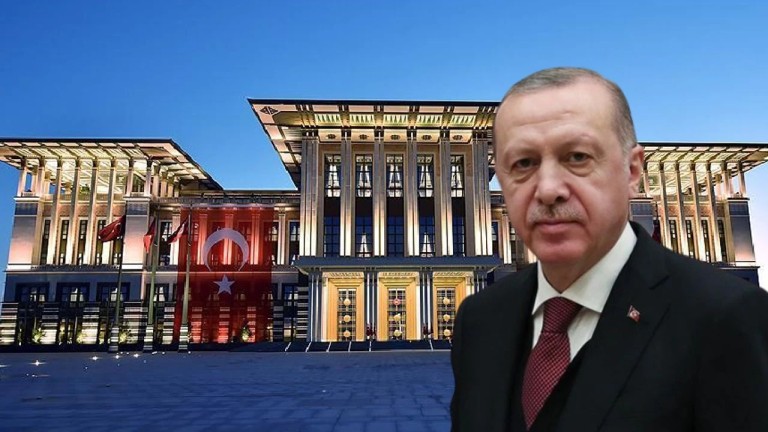 Aydın Ünal'dan Külliye İddiası: AK Parti'ye Müdahale mi Ediliyor?