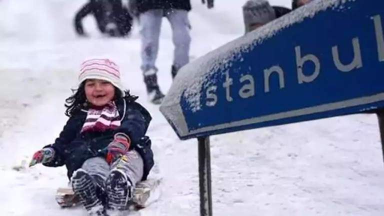 İstanbul'da Okullar Yine Tatil