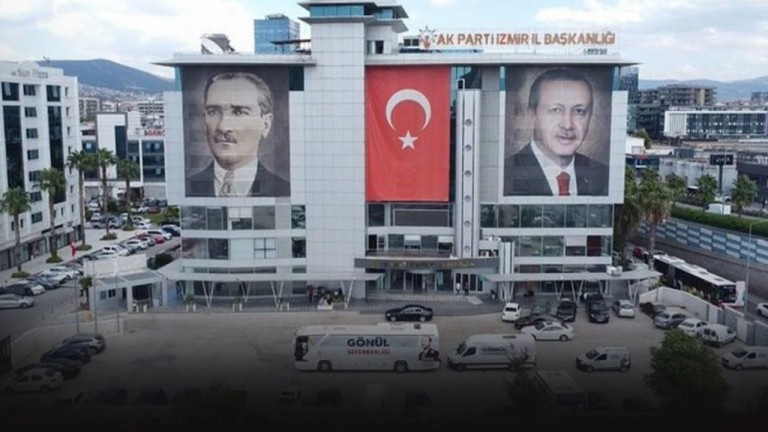 İzmir kulisleri hareketli: AK Parti MKYK'da kimler sürpriz yapabilir?