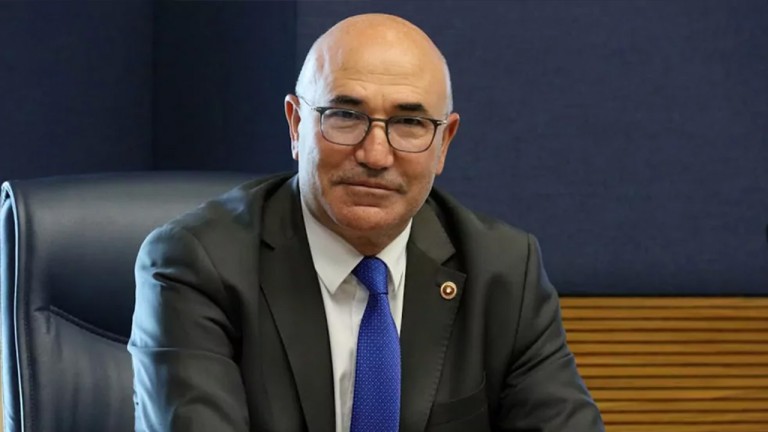 AKP Kongresinde Saat "Rüşveti" İddiası: CHP'li Tanal Savcıları Göreve Çağırdı!