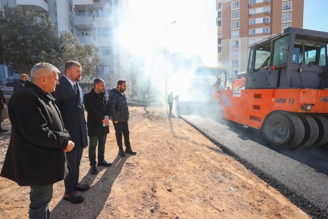 Buca'da Asfalt Seferberliği: Hangi Mahallede Çalışmalar Başladı, Hedef Ne?