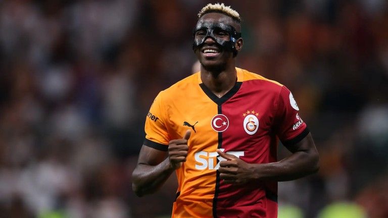 Osimhen Manchester United'a mı? Transfer İddiaları ve Son Gelişmeler! 