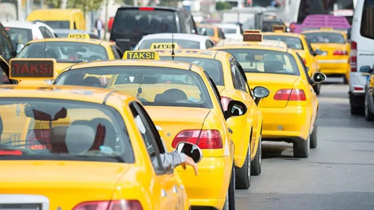 Taksi'de Kamera Zorunluluğu Başlıyor: Kayıt Süresi Ne Kadar Olacak?