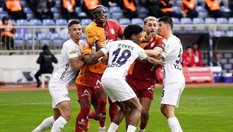 Galatasaray Kasımpaşa Maçında Şok!