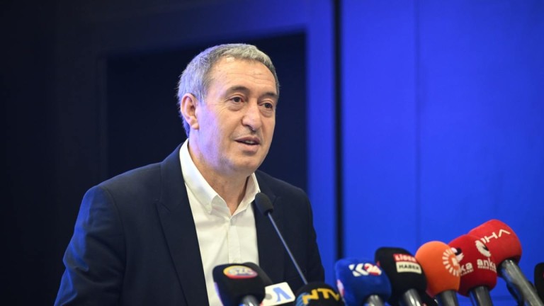 DEM Parti'den Öcalan Çağrısı: Meclis'e Düzenleme Çağrısı!
