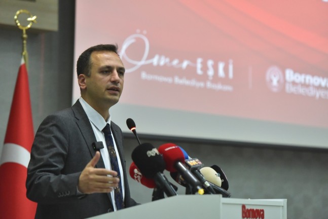 Bornova'da Demokrasi Rüzgarı