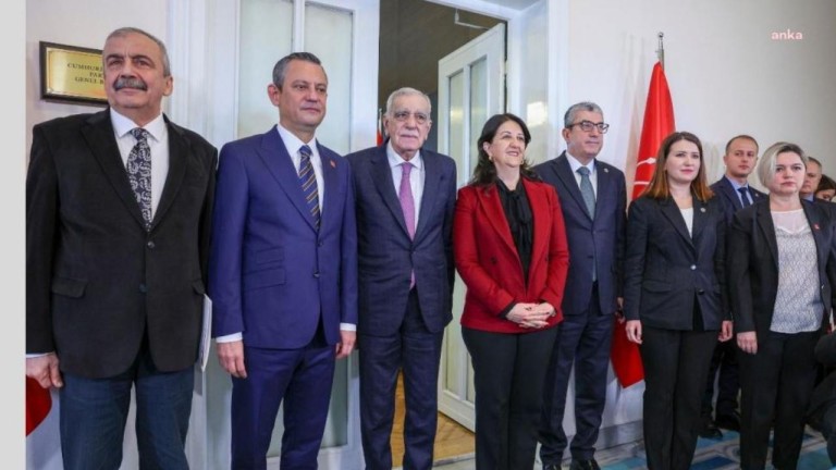 DEM Parti'den Kritik Hamle: Siyasi Parti Turları Başlıyor!