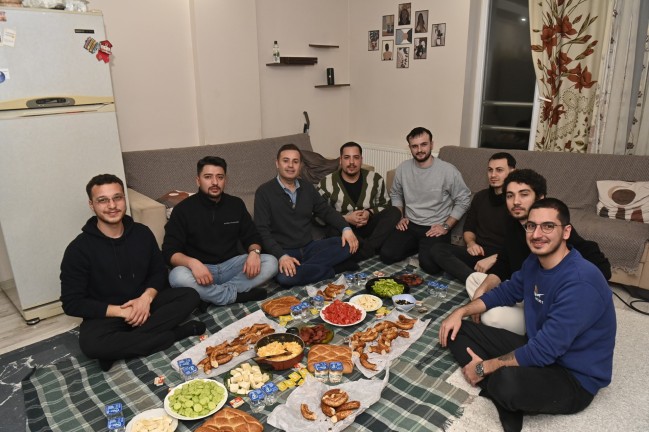  Balıkesir'de Öğrenci Yurdu Müjdesi! Ulaşım Sorunu da Çözülüyor