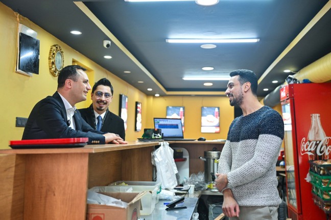 Bornova Esnafı Umutla Doldu: Başkan Eşki'den Can Suyu Ziyareti