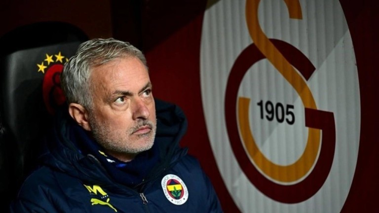 Mourinho'dan Galatasaray'a Sert Yanıt