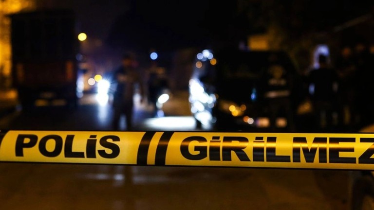 Buca'da Kanlı Gece: Bıçaklı Saldırıda Bir Genç Hayatını Kaybetti
