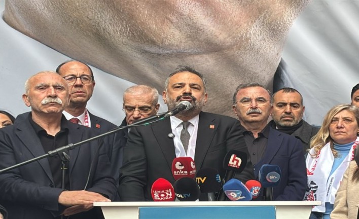  İmamoğlu'nun Gözaltına Alınması ve CHP İzmir'in Tepkisi