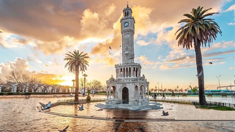 İzmir'de Kültür Şöleni