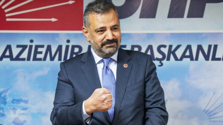 CHP İzmir'de İmamoğlu Rüzgarı: Ön Seçimde Rekor Katılım Gözlendi
