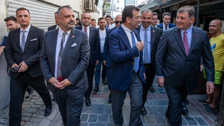 İmamoğlu'na Destek Büyüyor: Tugay'dan Sert Tepki, "Ses Çıkarma Günü!"