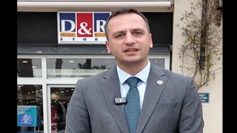 Bornova Başkanı'ndan Manidar D&R Çıkışı 