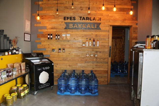 İzmir Su Damacanaları Efes Selçuk'ta Yoğun İlgi Görüyor