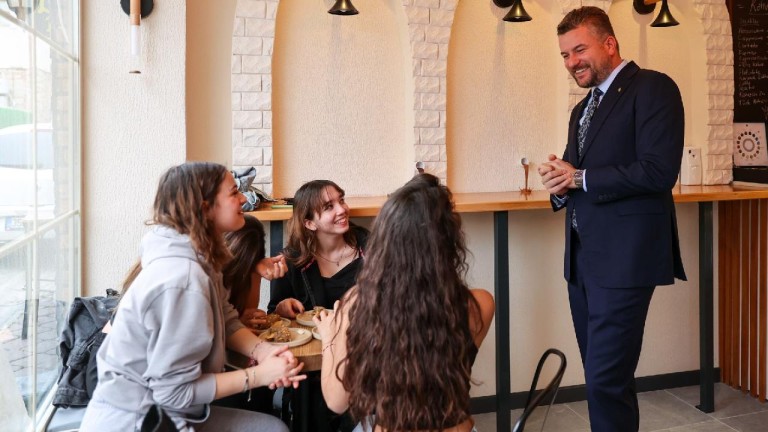 Bucafe 1928 ile Uygun Fiyatlı Kahve Keyfi Bucalı Gençleri Bekliyor 