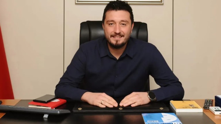 Güney Temiz Hayatını Kaybetti: İzmir Basını ve Manisa Yasta 