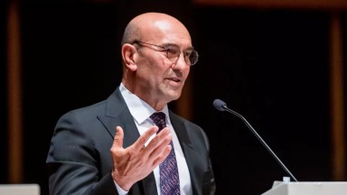  Tunç Soyer'den Kritik CHP Kurultayı Açıklaması: PM'ye Adayım