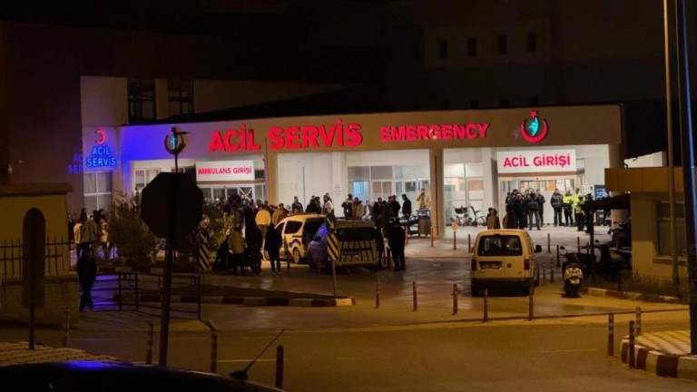 İzmir'de Kan Donduran Cinayet: Eski Nişanlısını Öldürüp İntihar Etti