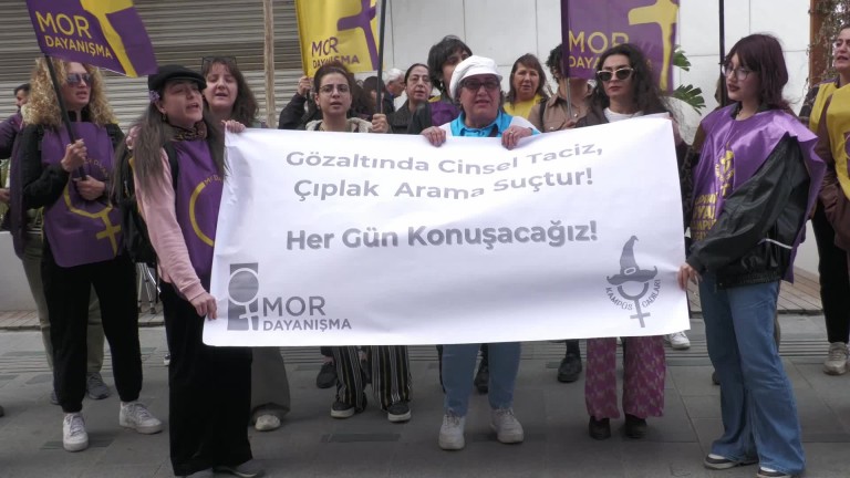 İzmir'de Gözaltında Cinsel Taciz İddiası: Kadın Örgütlerinden Tepki