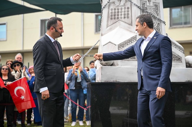 Bornova Abide-i Hürriyet Meydanı Açıldı: Tarih ve Özgürlük Buluştu