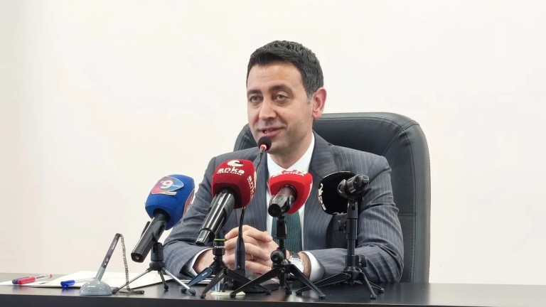 Bayraklı'da Kentsel Dönüşüm Hamlesi: Başkan Önal'dan 1 Yıl Değerlendirmesi