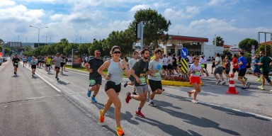 29 Ülkeden 2606 Sporcu Çeşme Maratonu'nda Koşacak