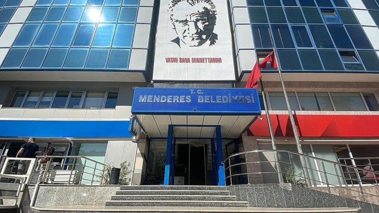 CHP Menderes'te Sular Durulmuyor