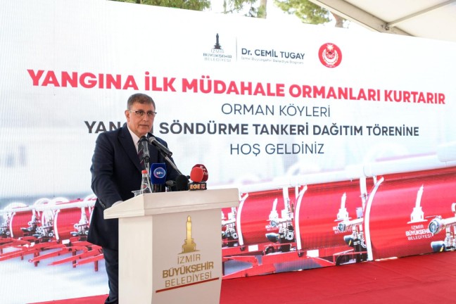 İzmir'de Yangınla Mücadeleye Dev Yatırım: 184 Yeni Araç Hizmete Girdi 