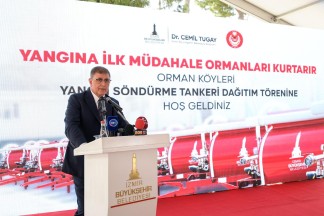 İzmir'de Yangınla Mücadeleye Dev Yatırım: 184 Yeni Araç Hizmete Girdi 