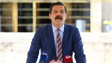 TİP'ten CHP Mitingine Destek: "Dayanışma İçin Beyazıt'tayız"