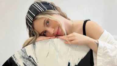 Bodrum'da Sanat Rüzgarı: Büşra İnci Kaya'nın İlk Sergisi "Sen de Oradaydın"