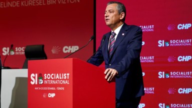 CHP'den Otoriterliğe Küresel Çağrı: "Ya Hep Beraber, Ya Hiçbirimiz!"