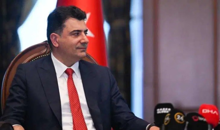 CHP Kurultay Davası ve Siyasi Operasyonlar: Zeynel Emre'den Kritik Uyarılar 