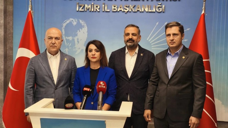 İzmir'de Greve CHP Genel Merkez Müdahalesi: Uzlaşı Çağrısı!