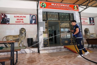 Buca Belediyesi Bayram Öncesi Temizliğiyle Vatandaşların Yanında 