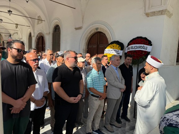  CHP'li İsimler Baydar'ın Acı Gününde Bir Araya Geldi 