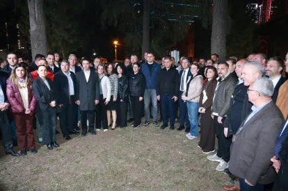 İzmir'de Meslek Fabrikası Önünde 3. Gün Nöbet, Tugay ve CHP'lilerden Destek