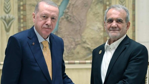 Erdoğan ve Pezeşkiyan Ateşkesi Görüştü: Türkiye’den Barış Vurgusu