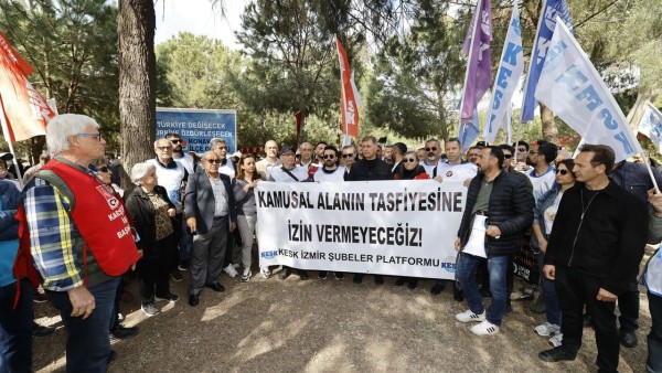 Tugay'dan Kaya'ya: Meslek Fabrikası Belediyemizindir İzmirlilerindir!
