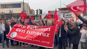 Kemeraltı Esnafından Otopark Protestosu: Zafer Bilici'den Çözüm Çağrısı